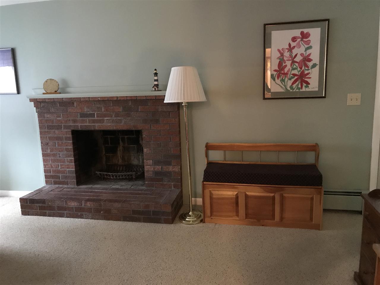 13 Coleridge Road Nashua, NH 03062 - Photo 6 of 17 Gallery Image 6