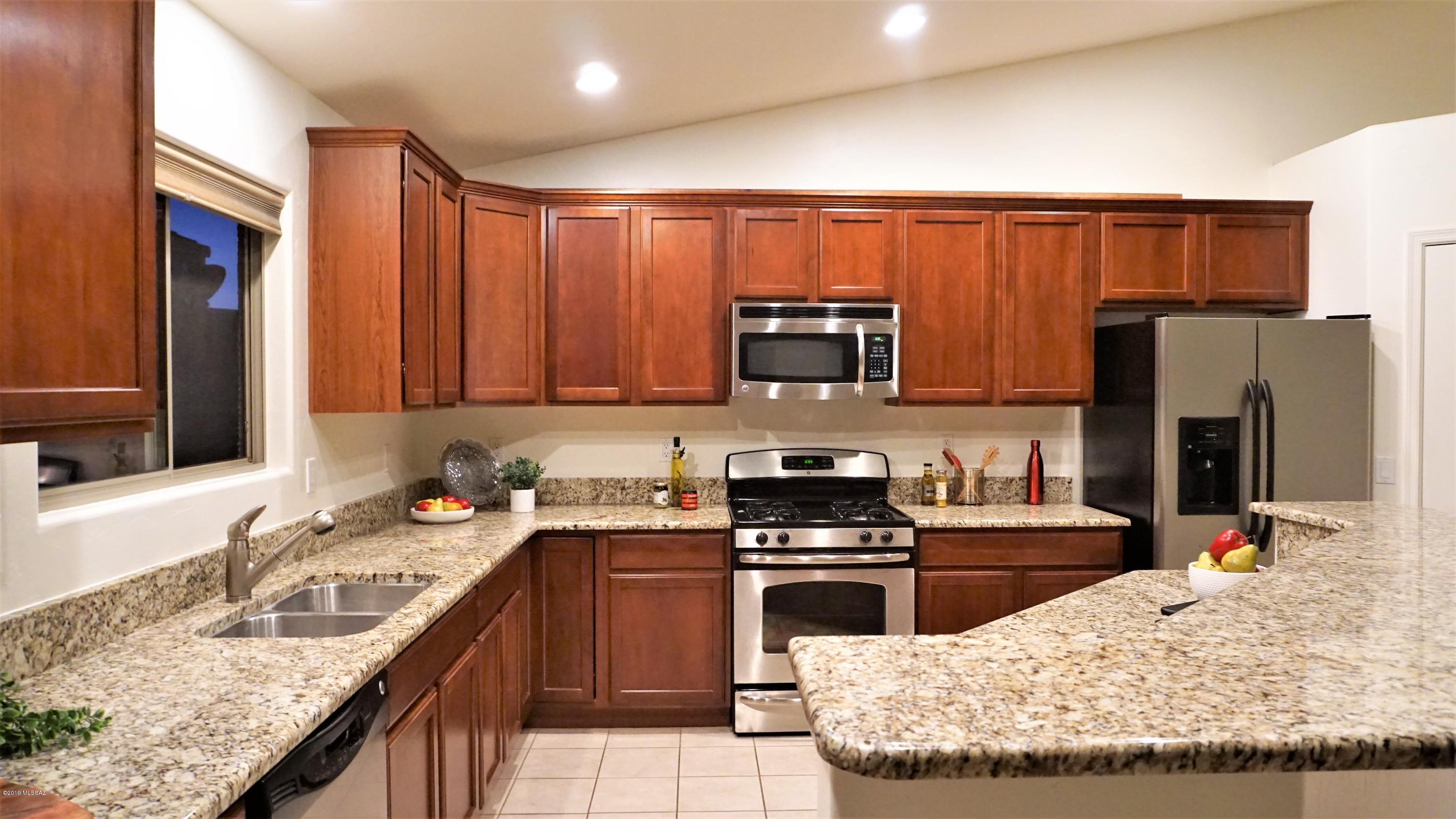 433 South Stone Bench Road Vail, AZ 85641 - Photo 2 of 33 Gallery Image 2