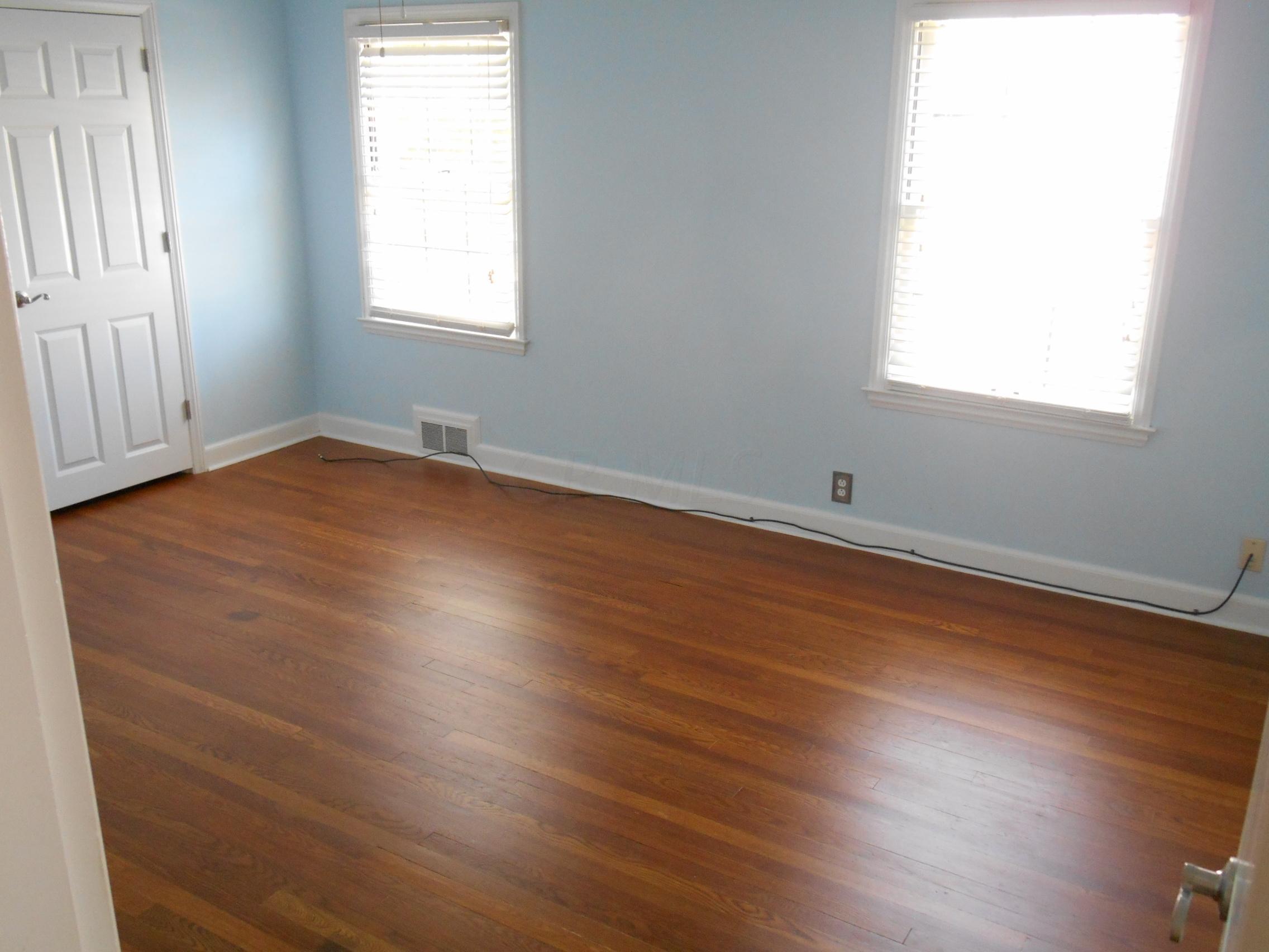 2692 York Road Columbus, OH 43221 - Photo 11 of 26