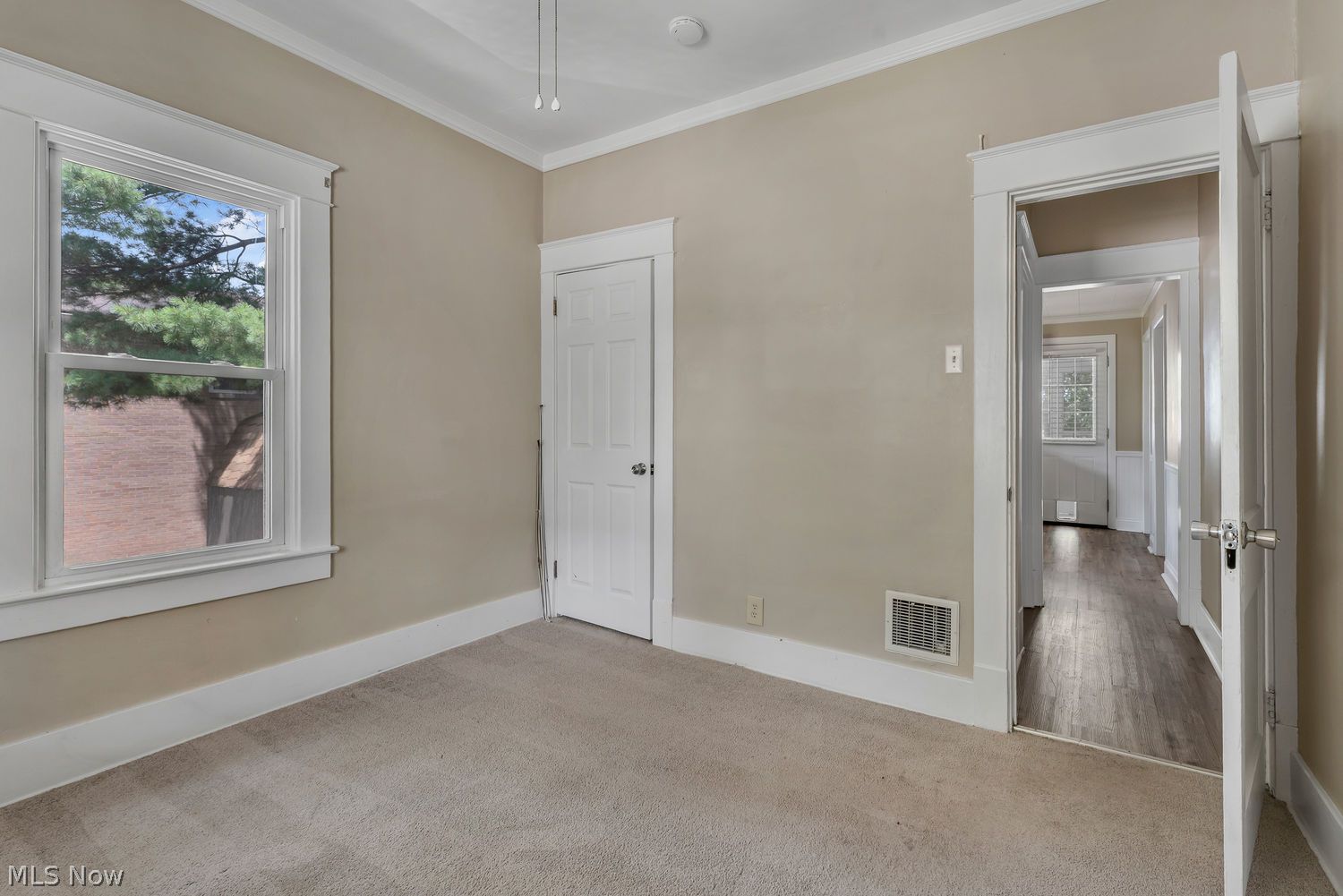 484 4th Street Struthers, OH 44471 - Photo 13 of 19