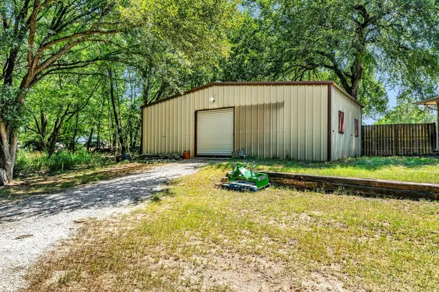 $599,990 | 4610 County Road 862, McKinney, TX 75071