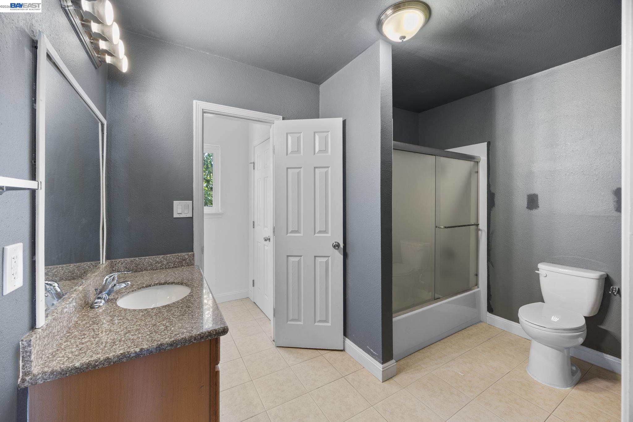 1828 Rosedale Avenue Oakland, CA 94601 - Photo 19 of 40
