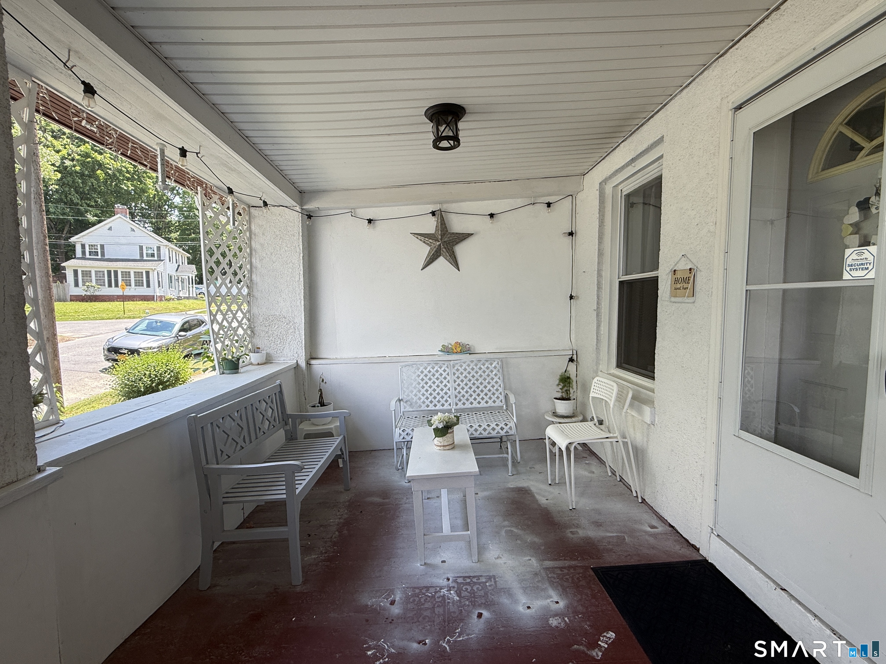 46 Windsor Street Waterbury, CT 06708 - Photo 4 of 30