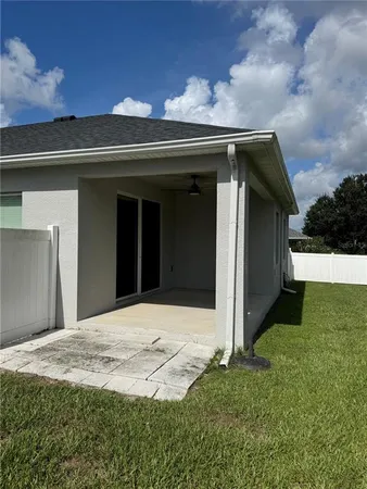 a front view of house with yard