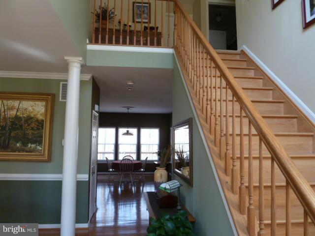11020 Judith Lane Dunkirk, MD 20754 - Photo 5 of 29 Inviting 2 story foyer