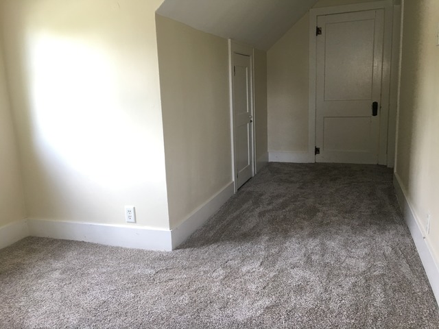 486 East Exchange Street Sycamore, IL 60178 - Photo 9 of 21