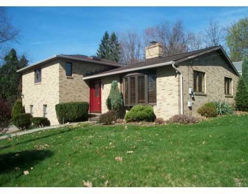 167 Ridgewood Road Pittsburgh, PA 15237 - Photo 1 of 8 Exterior Front.
