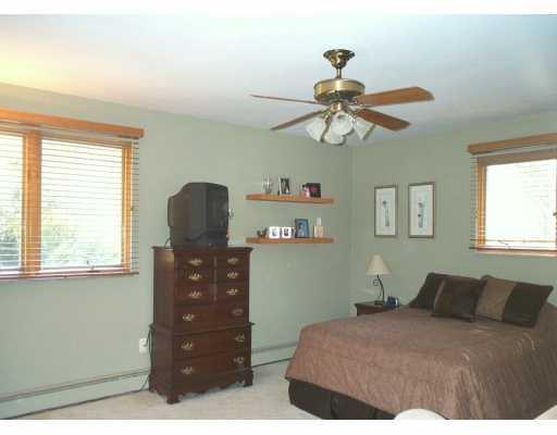 167 Ridgewood Road Pittsburgh, PA 15237 - Photo 6 of 8 Master Bedroom.