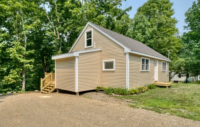 $299,000 | 39 High Street, Freedom, ME 04941