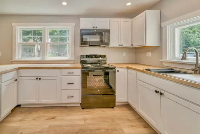 $299,000 | 39 High Street, Freedom, ME 04941