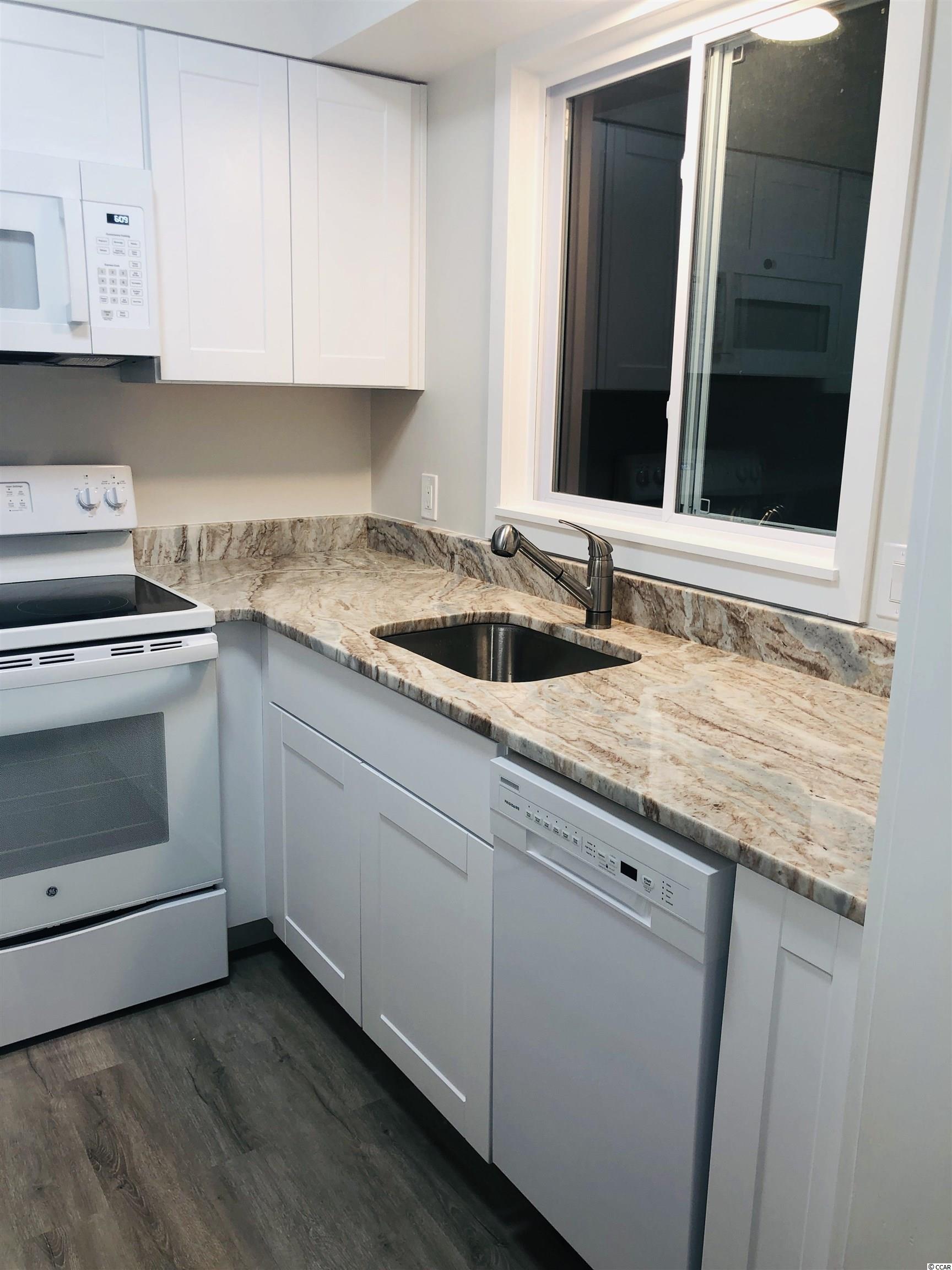 77 Wedgefield Village Road, Unit 14 Georgetown, SC 29440 - Photo 6 of 22 Gallery Image 6