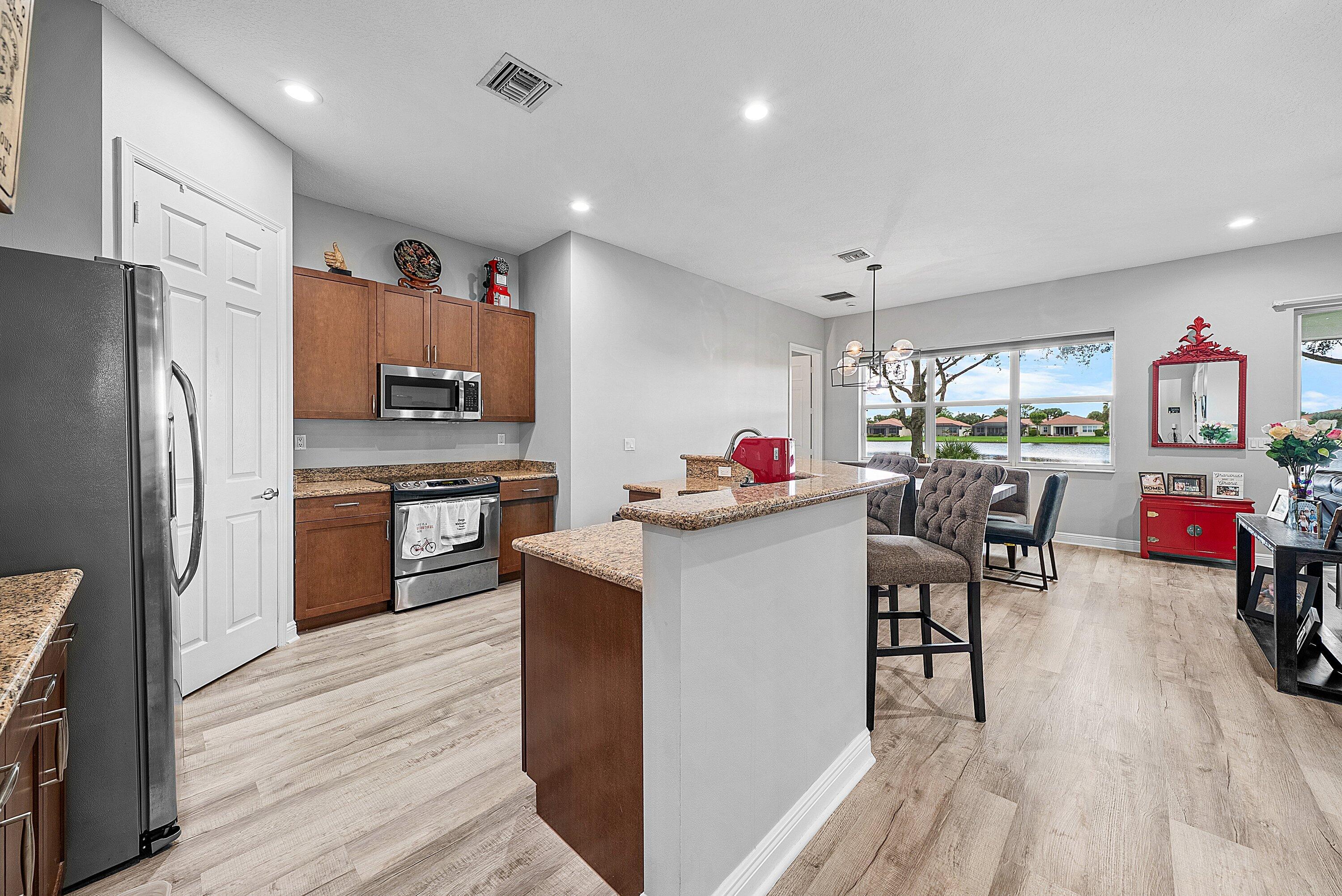 14841 Strand Lane Delray Beach, FL 33446 - Photo 8 of 35 008-14841StrandLane-DelrayBeach-FL-33446