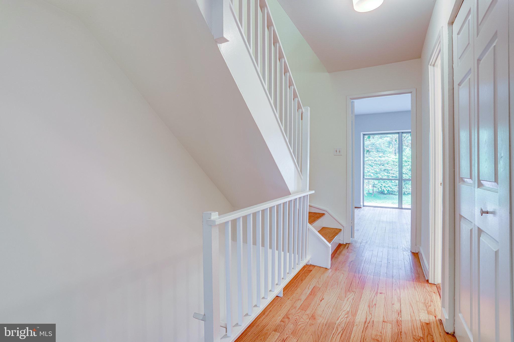 11455 Waterview Cluster Reston, VA 20190 - Photo 24 of 74 2nd Level Landing