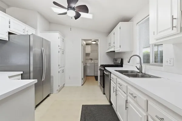 $114,000 | 1500 Held Drive, Unit 29, Modesto, CA 95355