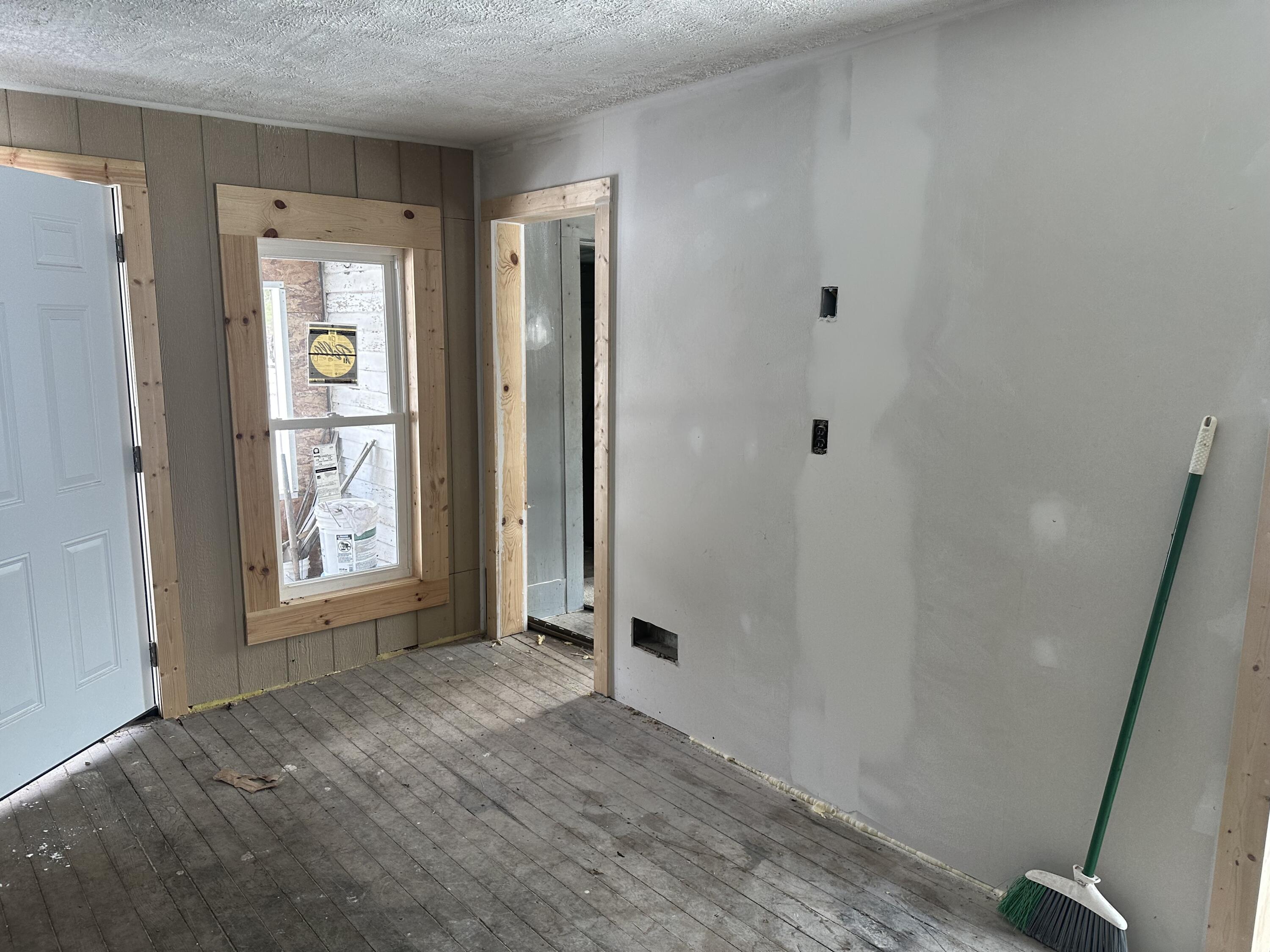 4899 North Landon Road Branch, MI 49402 - Photo 13 of 27 IMG_8380