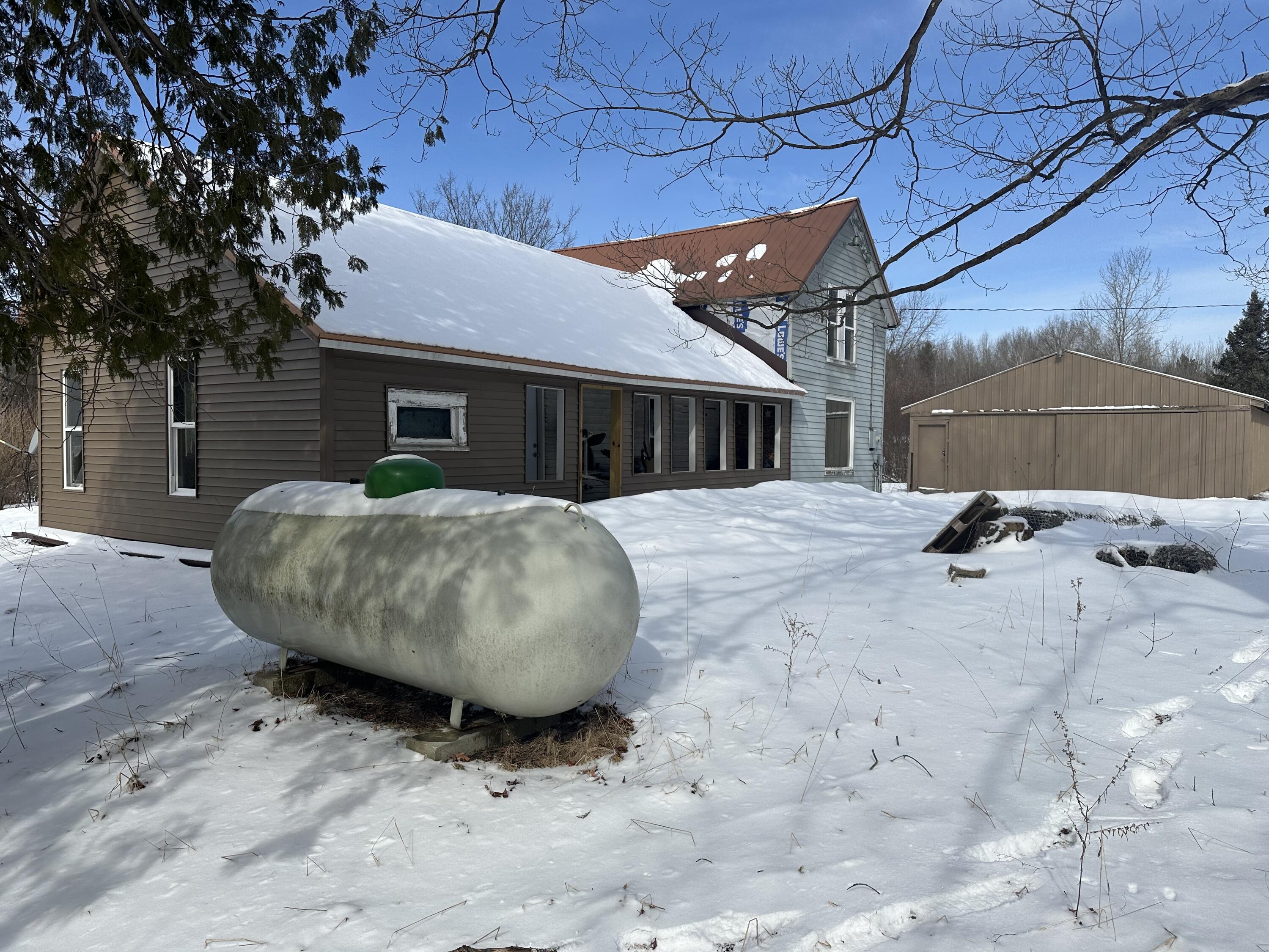 4899 North Landon Road Branch, MI 49402 - Photo 8 of 27 IMG_8375