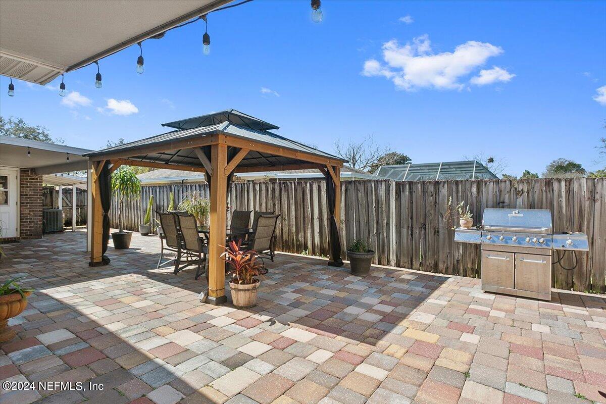 7335 Floral Ridge Drive Jacksonville, FL 32277 - Photo 21 of 31 21-Patio