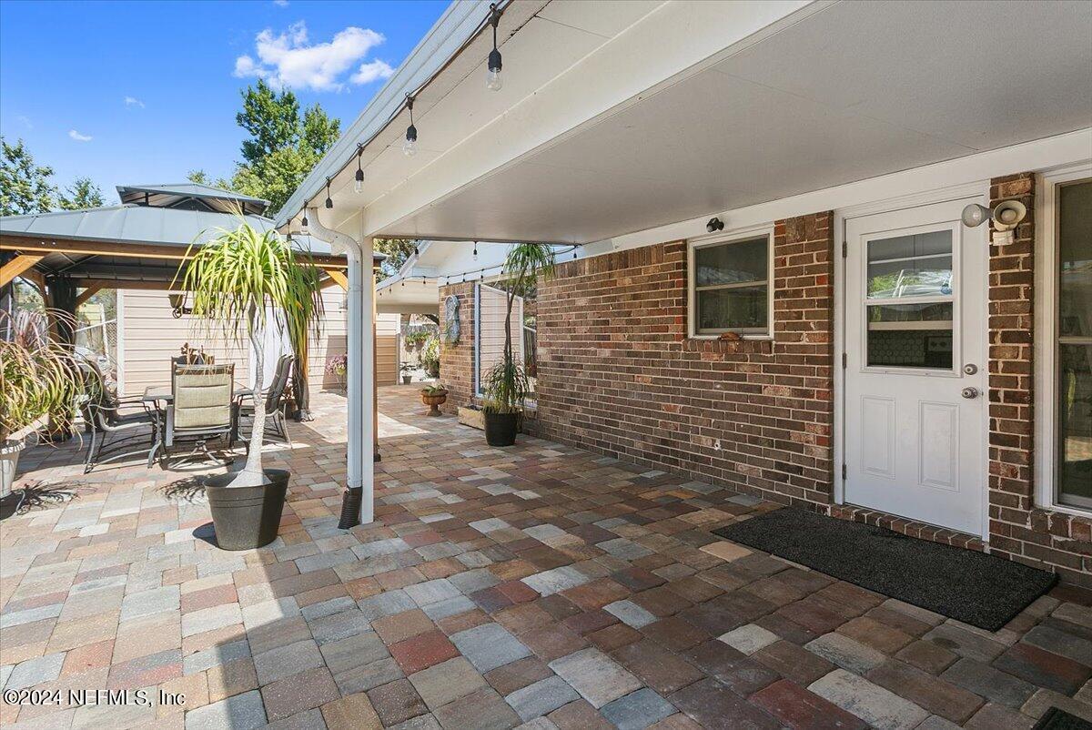 7335 Floral Ridge Drive Jacksonville, FL 32277 - Photo 22 of 31 22-Patio