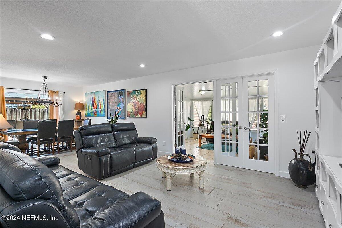 7335 Floral Ridge Drive Jacksonville, FL 32277 - Photo 7 of 31 07-Living Room & Dining Room