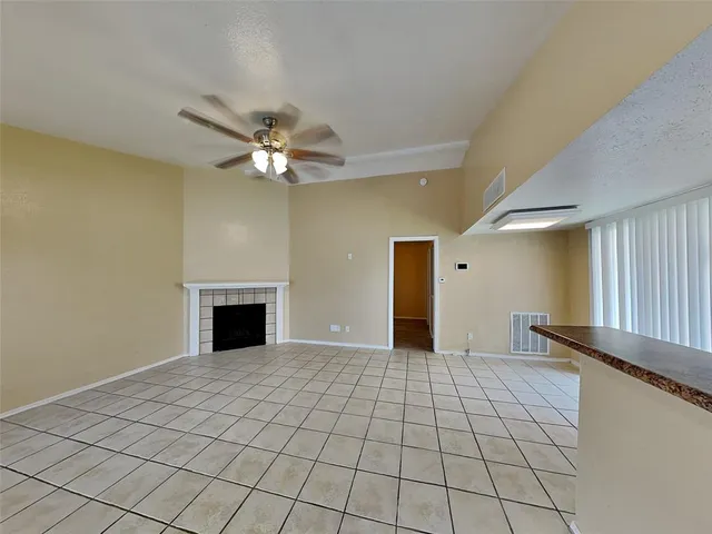 $1,700 | 422 Dollins Street, Cedar Hill, TX 75104