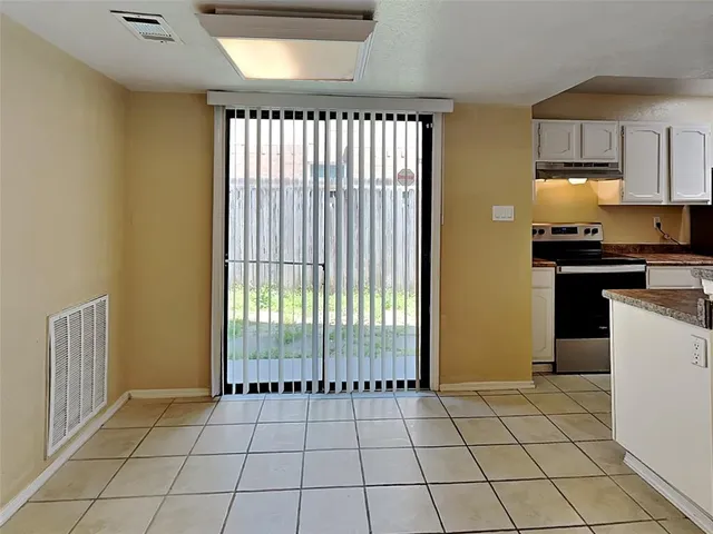 $1,700 | 422 Dollins Street, Cedar Hill, TX 75104