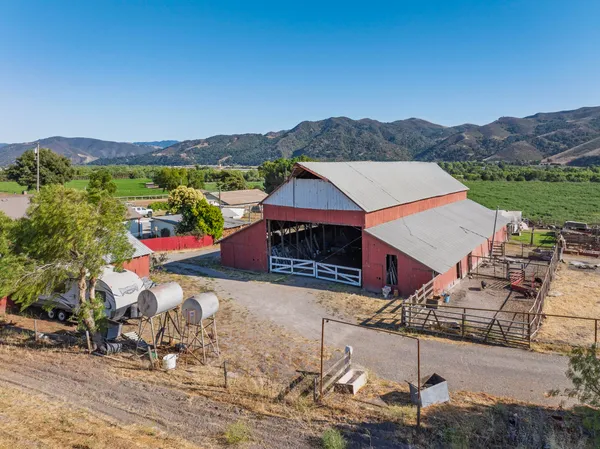 $7,750,000 | 1050 West Highway 246, Buellton, CA 93427