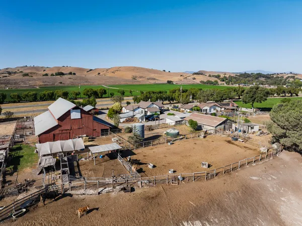 $7,750,000 | 1050 West Highway 246, Buellton, CA 93427