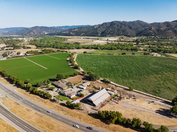 $7,750,000 | 1050 West Highway 246, Buellton, CA 93427