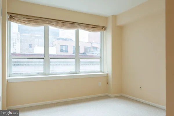 $3,400 | 1425 Locust Street, Unit 9C, Philadelphia, PA 19102
