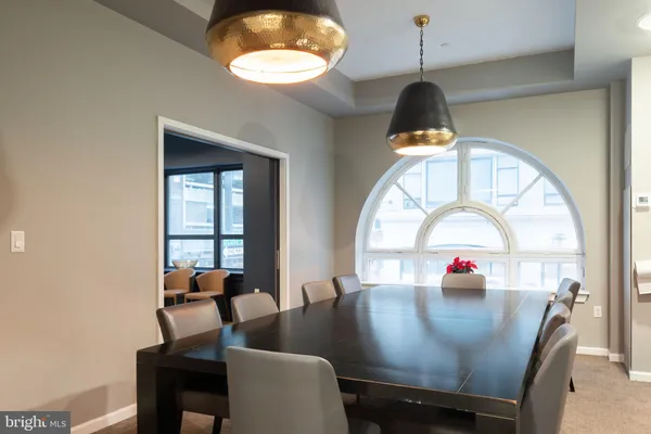 $3,400 | 1425 Locust Street, Unit 9C, Philadelphia, PA 19102