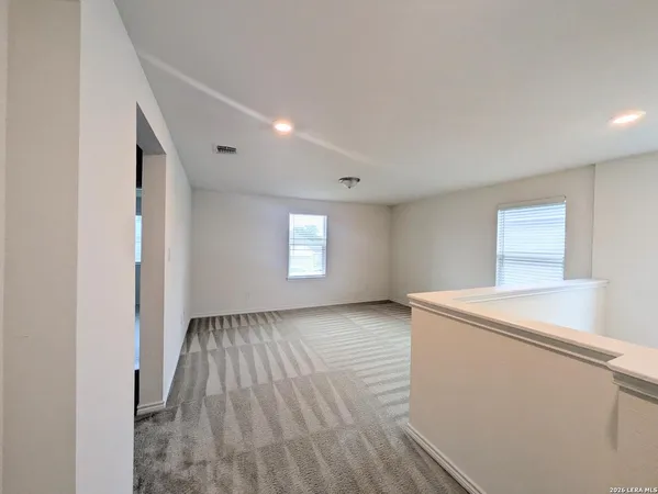$1,900 | 7967 Hanging Branch, San Antonio, TX 78253
