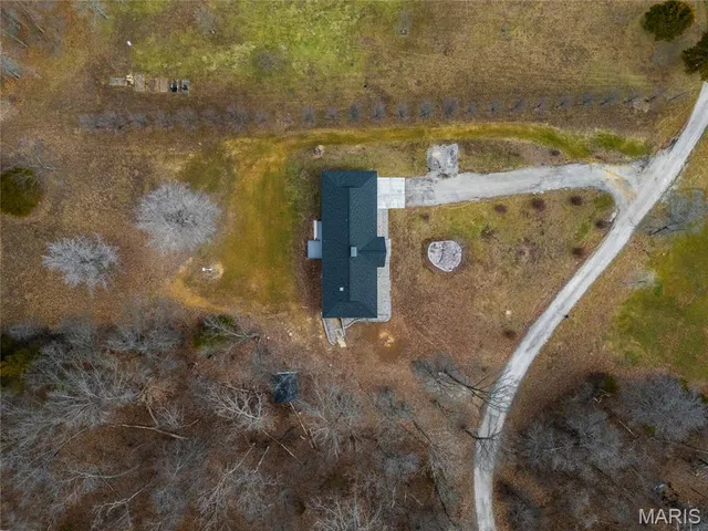 $500,000 | 22121 Glen Ellen Cove, Warrenton, MO 63383