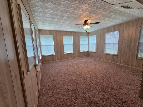 $2,500 | 901 Main Street, Quinlan, TX 75474