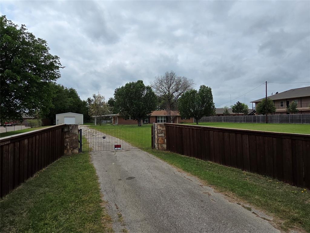 901 Main Street Quinlan, TX 75474 - Photo 3 of 22