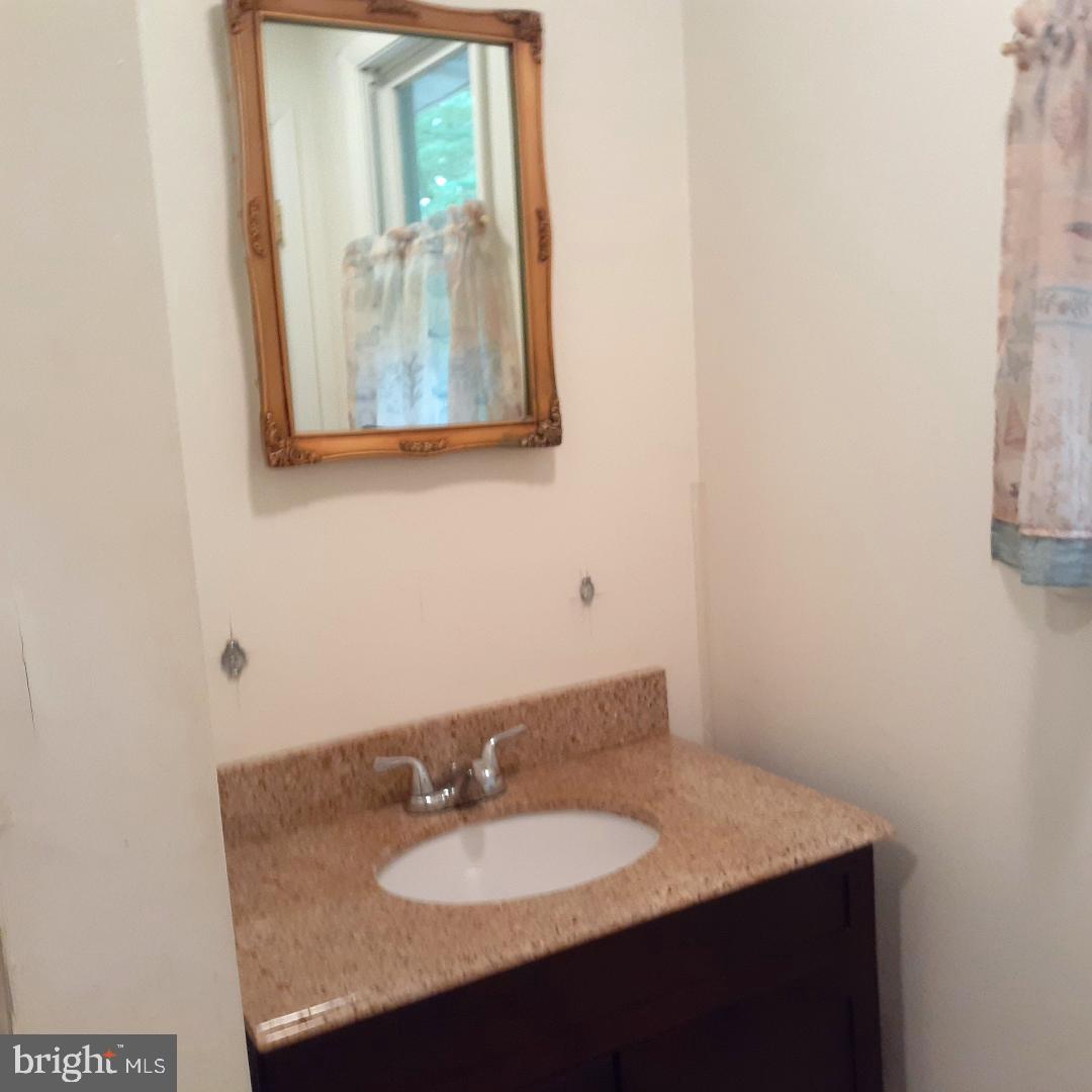 9 Billies Road New Philadelphia, PA 17959 - Photo 20 of 27 bathroom