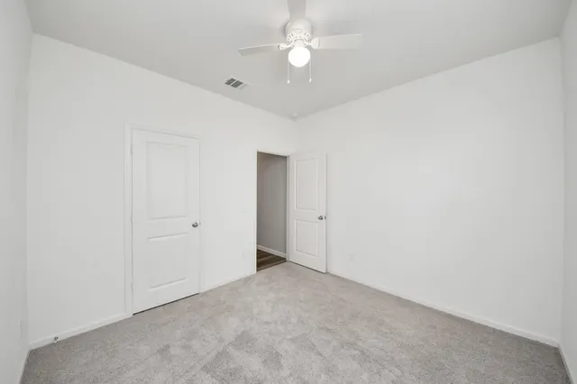 $2,100 | 6306 Highland Trl Drive, Richmond, TX 77469