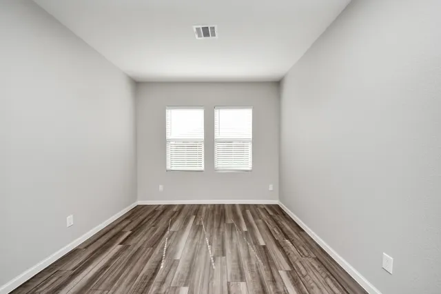 $2,100 | 6306 Highland Trl Drive, Richmond, TX 77469