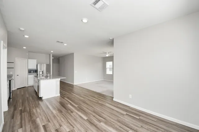 $2,100 | 6306 Highland Trl Drive, Richmond, TX 77469