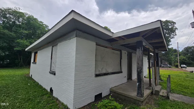 $60,000 | 807 Irma Street Southeast, Wilson, NC 27893