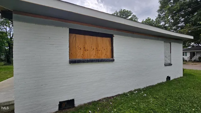 $60,000 | 807 Irma Street Southeast, Wilson, NC 27893