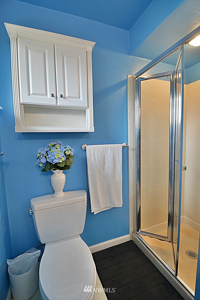 9415 Valhalla Way Bothell, WA 98011 - Photo 18 of 21 Gallery Image 18