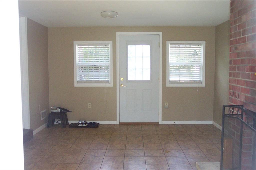 65 Maxwell Road Indianapolis, IN 46217 - Photo 11 of 24 Gallery Image 11
