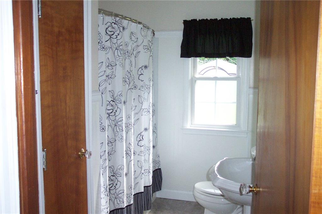 65 Maxwell Road Indianapolis, IN 46217 - Photo 12 of 24 Gallery Image 12