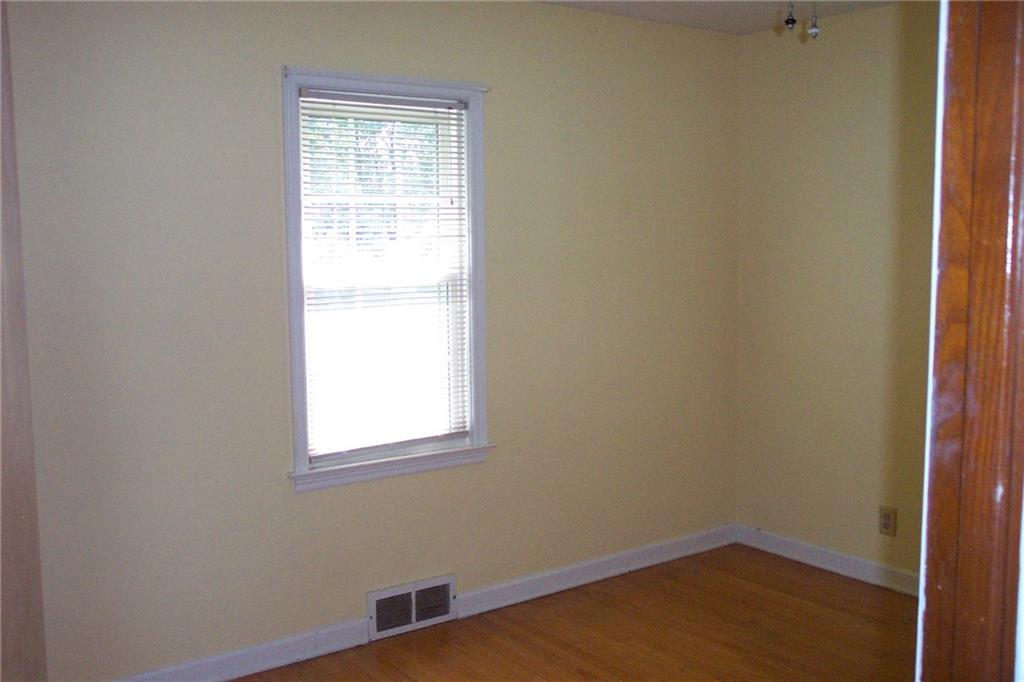 65 Maxwell Road Indianapolis, IN 46217 - Photo 15 of 24 Gallery Image 15