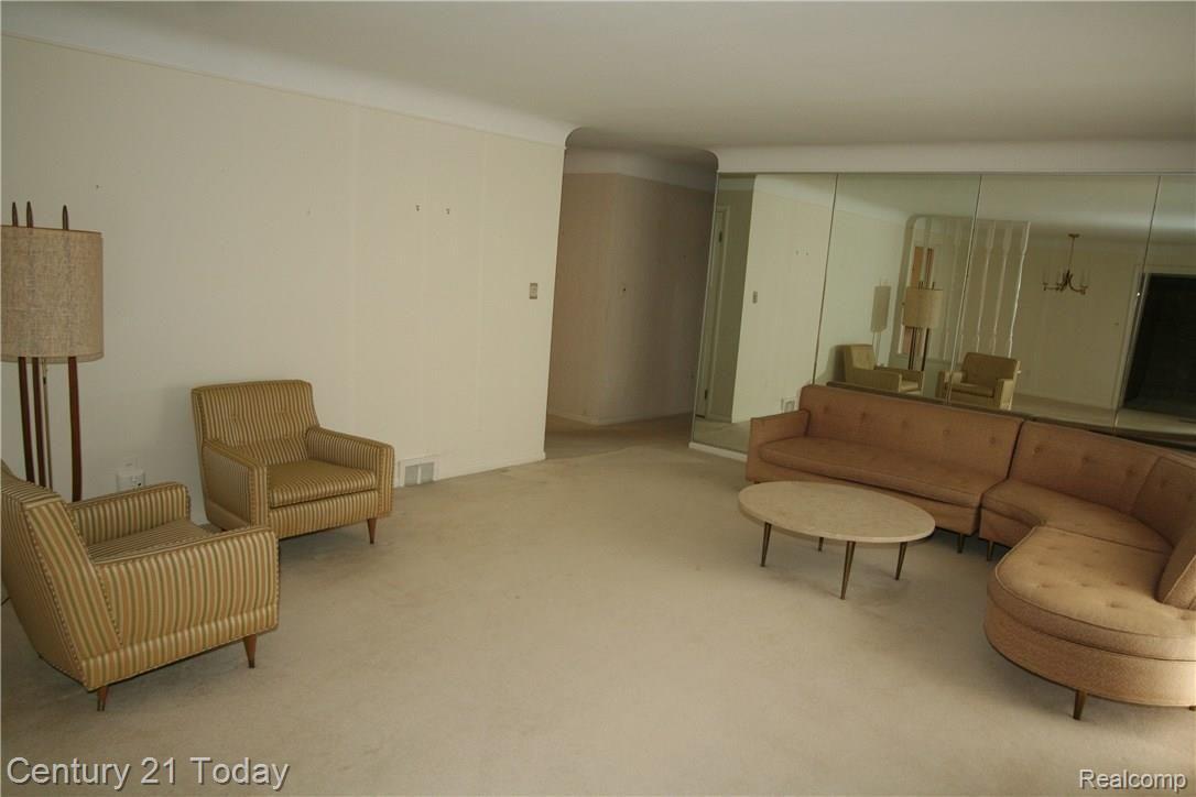 28327 Ridgebrook Road Farmington, MI 48334 - Photo 8 of 36 HUGE ROOMS WITH WET PLASTER AND COVED CEILINGS/ LIVING ROOM VIEW