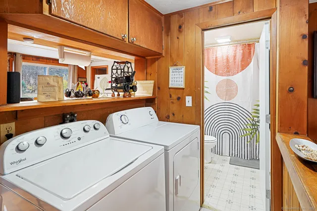 a view of washer and dryer