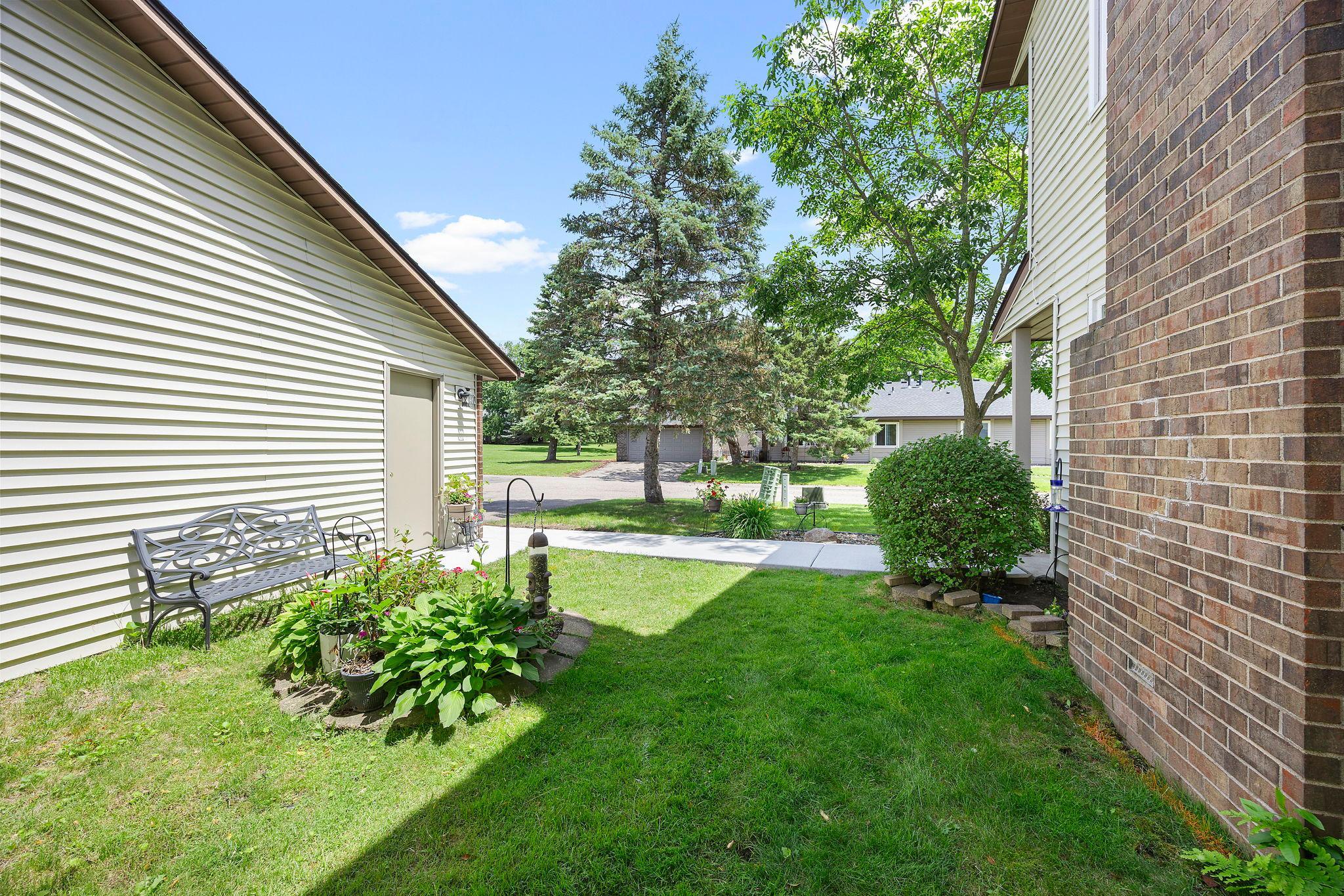 4701 Osage Point Eagan, MN 55122 - Photo 17 of 22