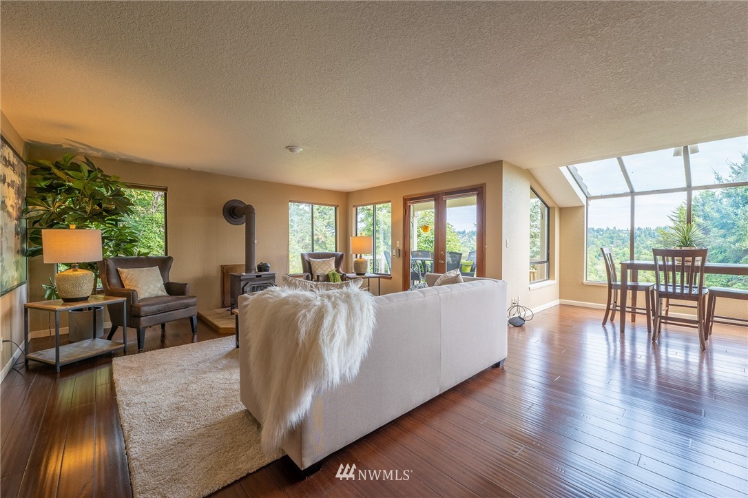 17434 Sylvester Road Southwest Burien, WA 98166 - Photo 22 of 40 Gallery Image 22