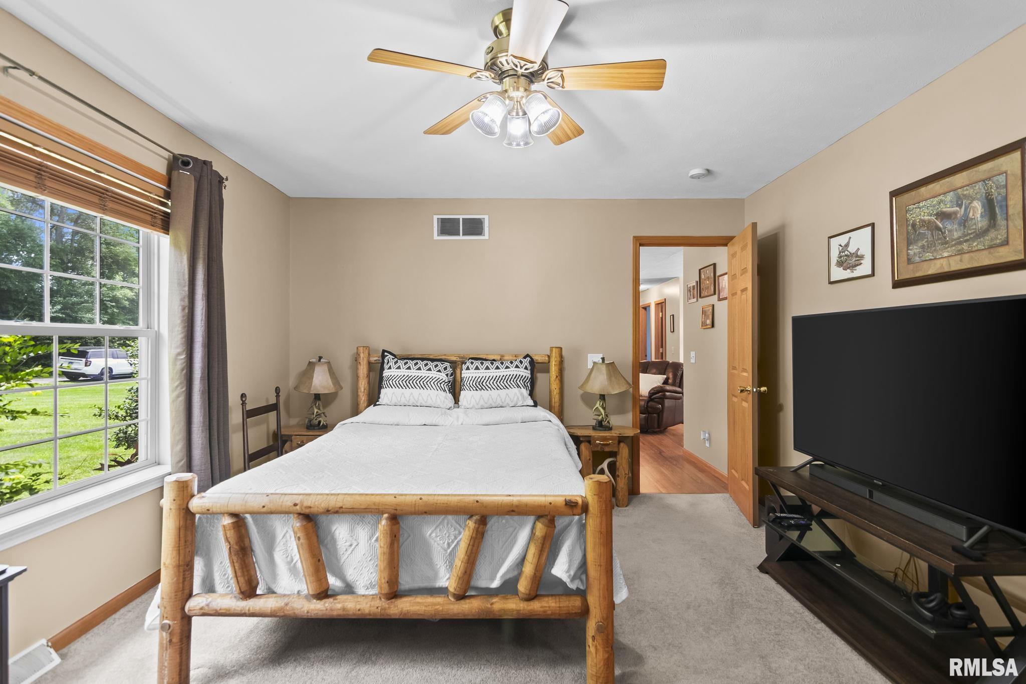 6175 Crows Mill Lane Springfield, IL 62712 - Photo 15 of 34