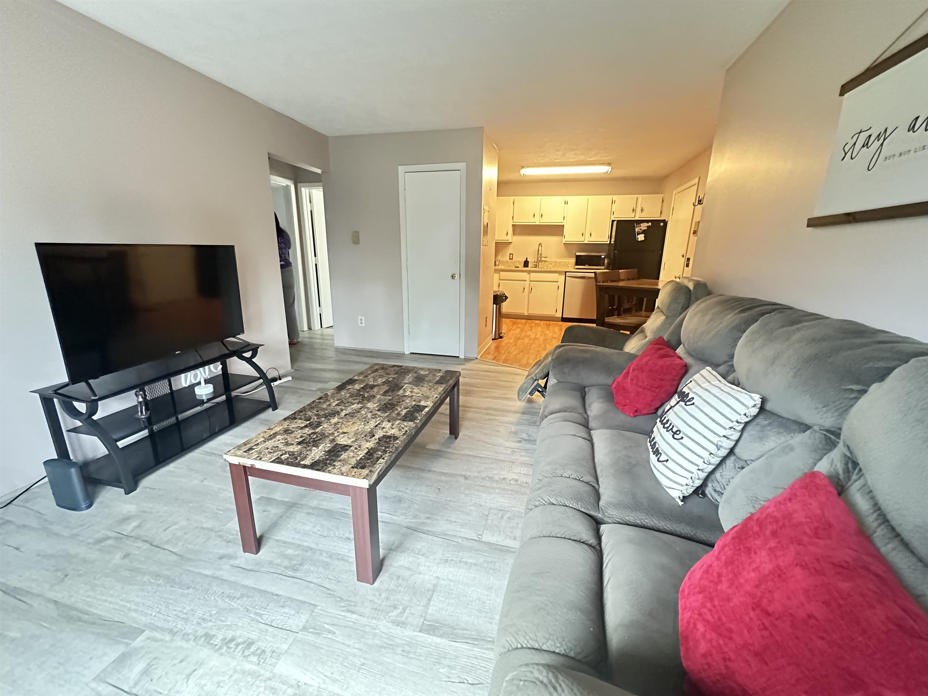 34 Dunbarton Road, Unit 2D Manchester, NH 03102 - Photo 10 of 22